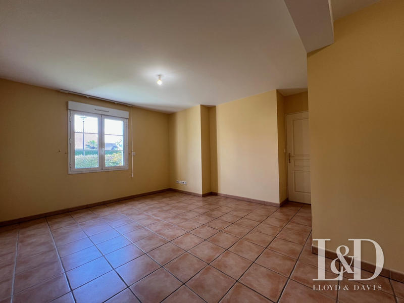 Maison - 204 m² - 7 pièces