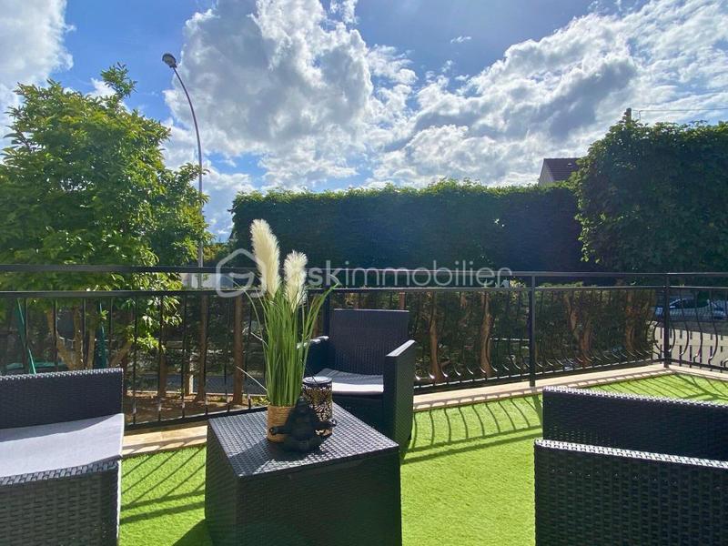 Maison - 150 m² - 8 pièces