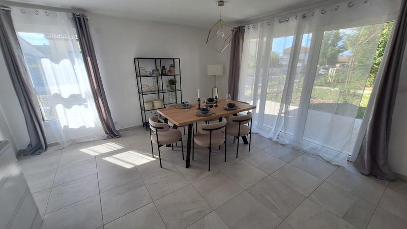 Appartement - 92 m² - 4 pièces