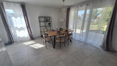 Appartement - 92 m² - 4 pièces