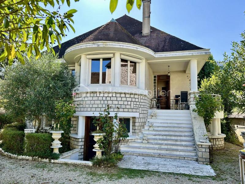 Maison - 141 m² - 6 pièces