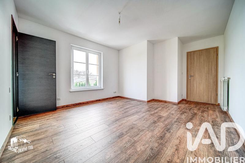 Maison - 274 m² - 8 pièces