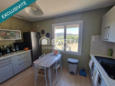 Maison - 87 m² - 4 pièces