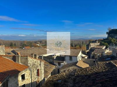 Maison - 160 m² - 9 pièces