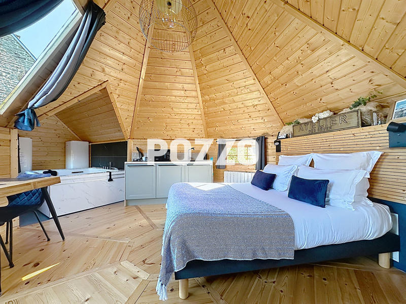 Maison - 283 m² - 11 pièces