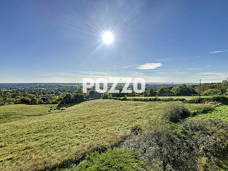 Maison - 232 m² - 6 pièces