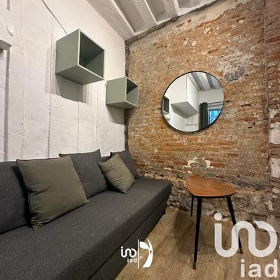 Studio - 9 m² - 1 pièce