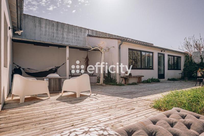 Maison - 170 m² - 7 pièces