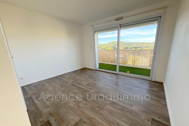 Appartement - 90 m² - 5 pièces