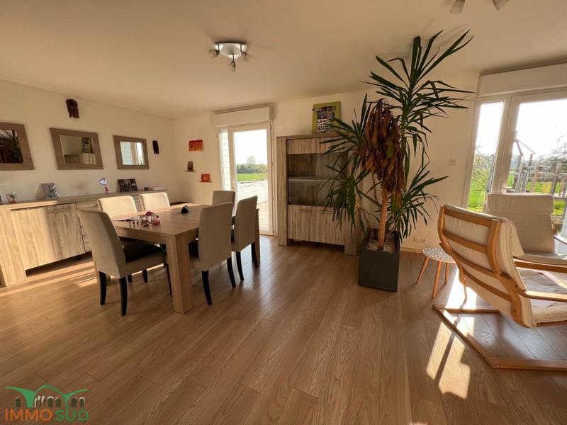 Pavillon - 130 m² - 5 pièces