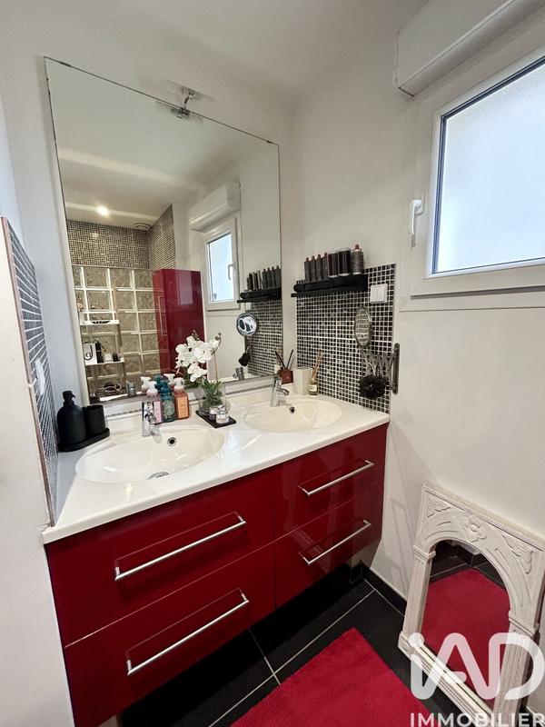 Maison - 144 m² - 5 pièces