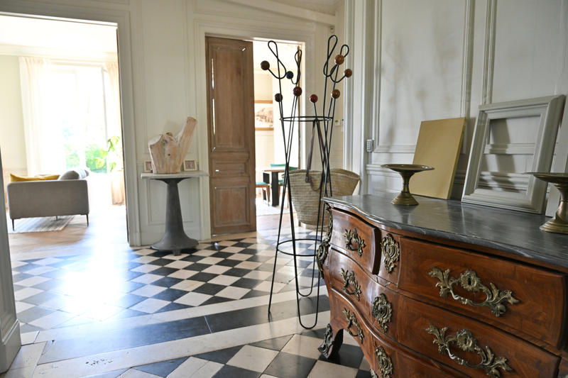 Propriété - 270 m² - 11 pièces