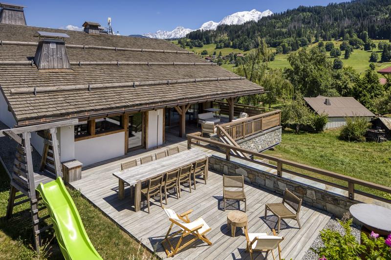 Châlet - 596 m² - 12 pièces