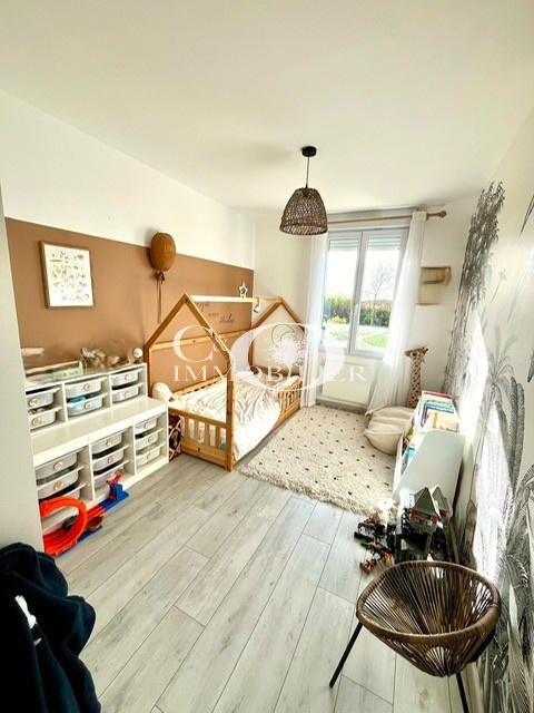 Maison - 90 m² - 4 pièces