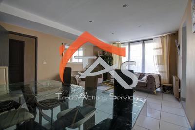 Immeuble - 214 m² - 8 pièces