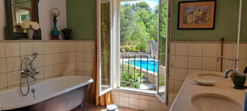 Maison - 180 m² - 6 pièces