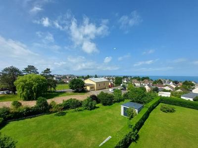 Appartement - 93 m² - 5 pièces