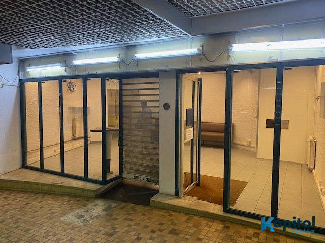 Local commercial - 55 m² - 2 pièces