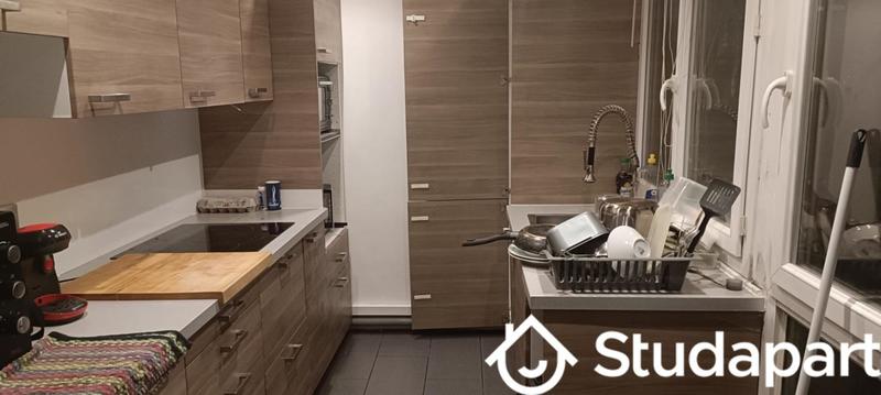 Chambre - 11 m² - 1 pièce