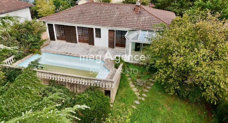 Maison - 170 m² - 7 pièces