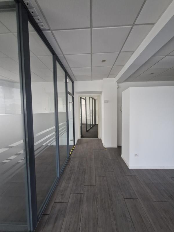 Local commercial - 140 m²