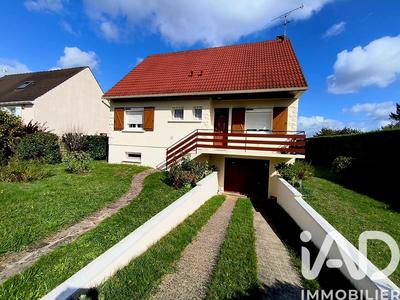 Maison - 138 m² - 5 pièces