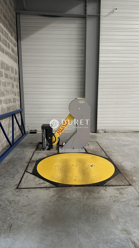 Local d'activités - 1 100 m²