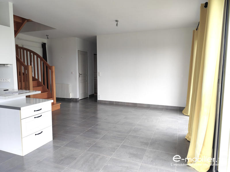 Maison - 80 m² - 5 pièces