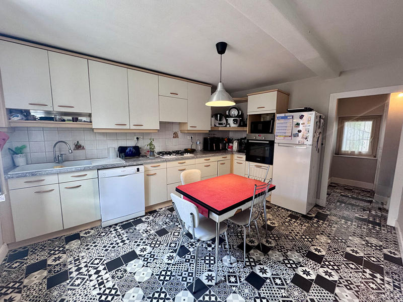 Maison - 105 m² - 5 pièces