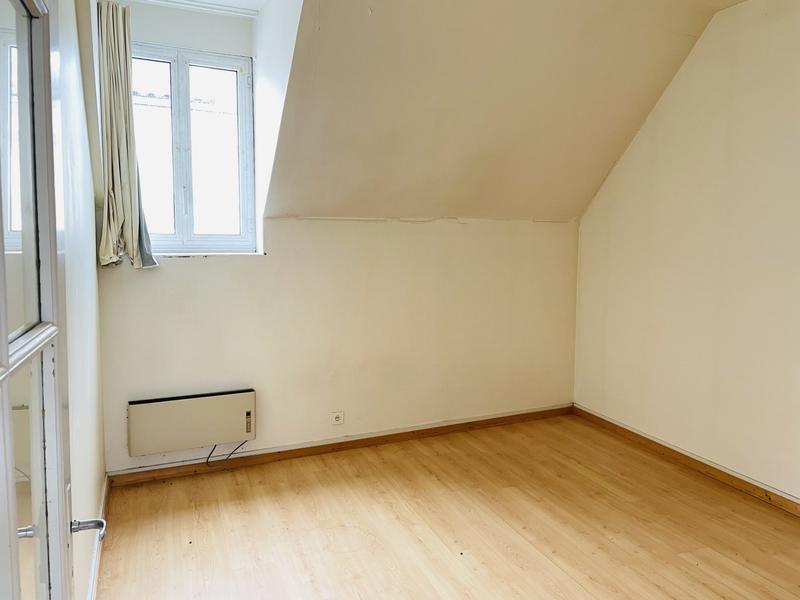 Maison - 220 m² - 8 pièces