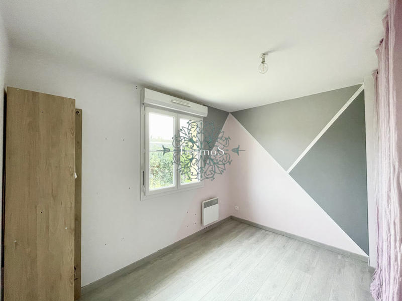 Pavillon - 80 m² - 5 pièces