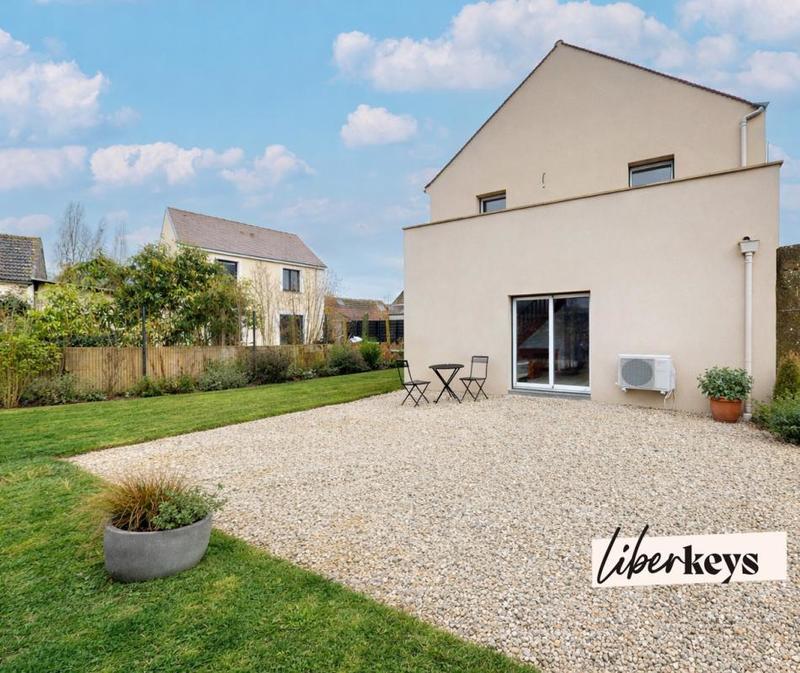 Maison - 108 m² - 4 pièces