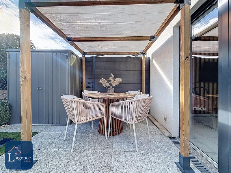 Maison - 94 m² - 4 pièces