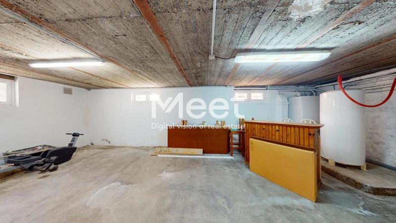 Maison - 99 m² - 6 pièces