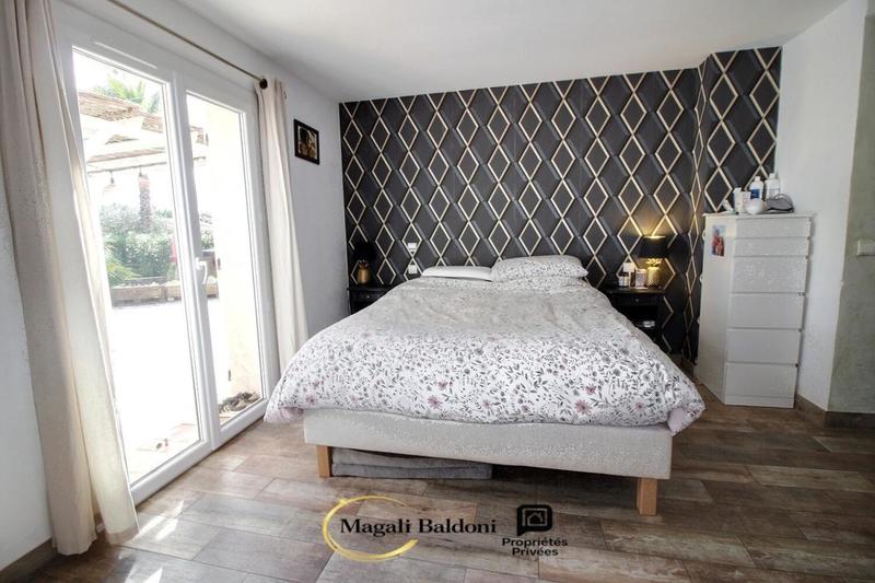 Villa - 186 m² - 7 pièces