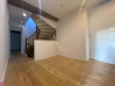 Maison - 157 m² - 6 pièces