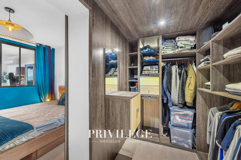 Appartement - 77 m² - 4 pièces