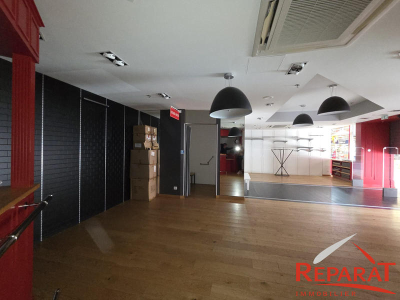 Local commercial - 87 m²