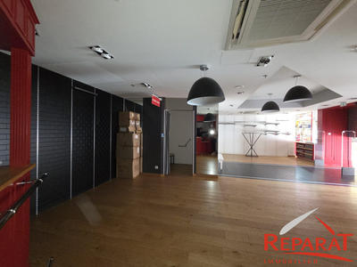 Local commercial - 87 m²