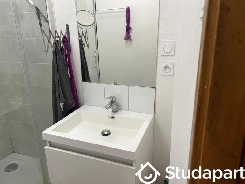 Chambre - 16 m² - 1 pièce