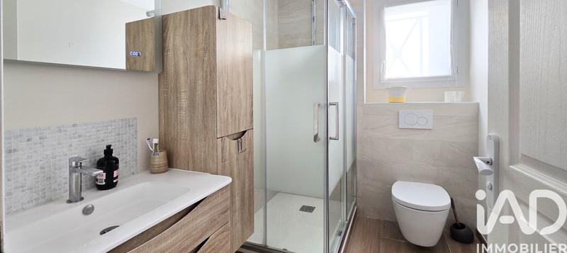 Maison - 228 m² - 7 pièces