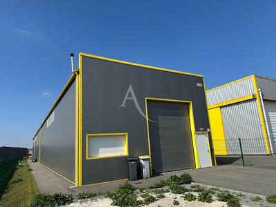 Local commercial - 210 m²