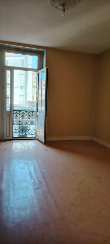 Maison de village - 246 m² - 12 pièces