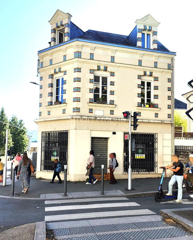 Immeuble - 111 m² - 6 pièces