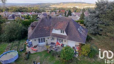 Maison - 350 m² - 9 pièces