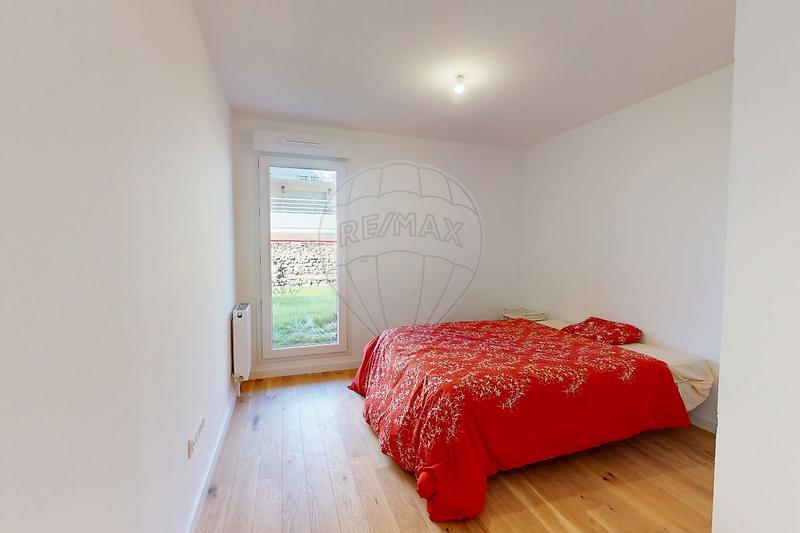 Appartement - 95 m² - 4 pièces