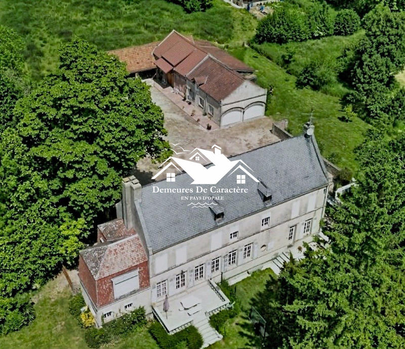 Maison - 297 m² - 6 pièces