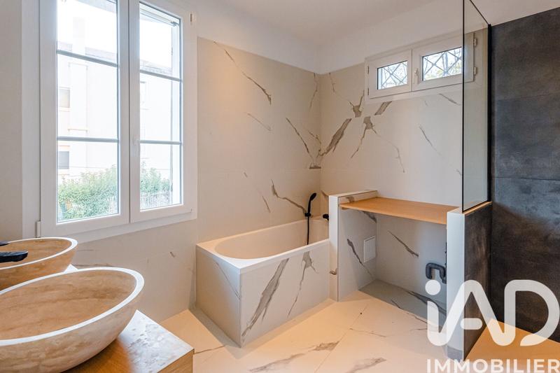 Appartement - 97 m² - 4 pièces