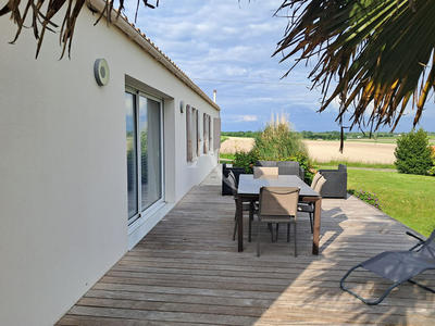 Maison - 140 m² - 5 pièces