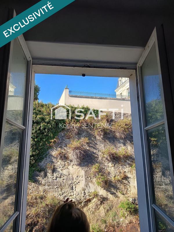 Maison - 208 m² - 7 pièces